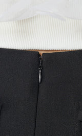 モデル：165cm（着用サイズ：M　着用カラー：BLK）