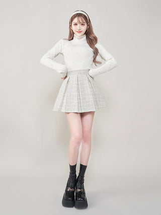 モデル：165cm（着用サイズ：S　着用カラー：WHT）