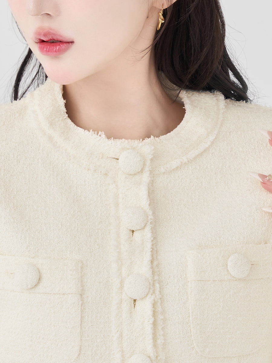 モデル：165cm（着用サイズ：FREE　着用カラー：IVO）