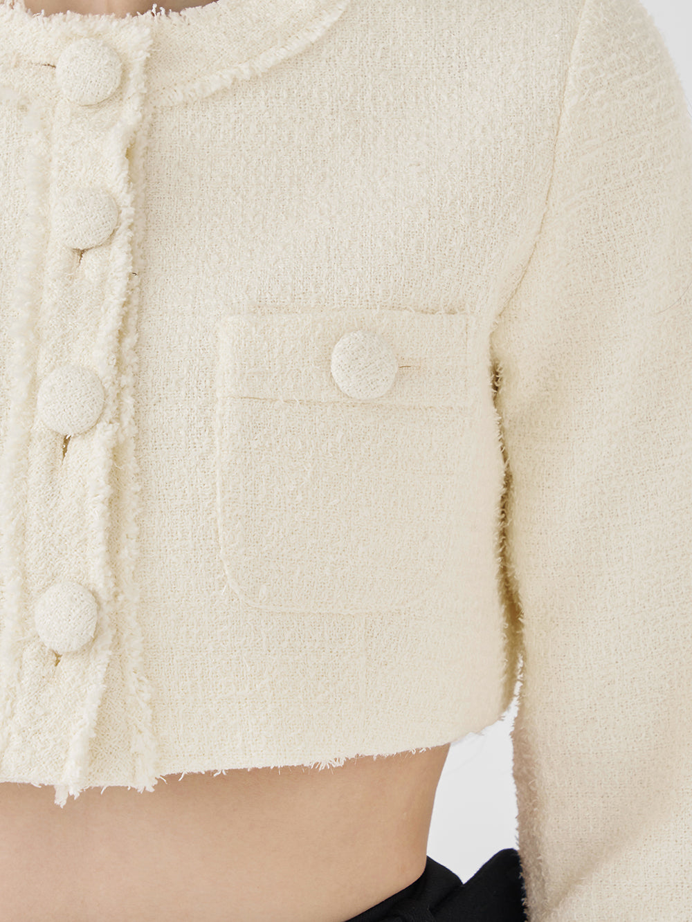 モデル：165cm（着用サイズ：FREE　着用カラー：IVO）