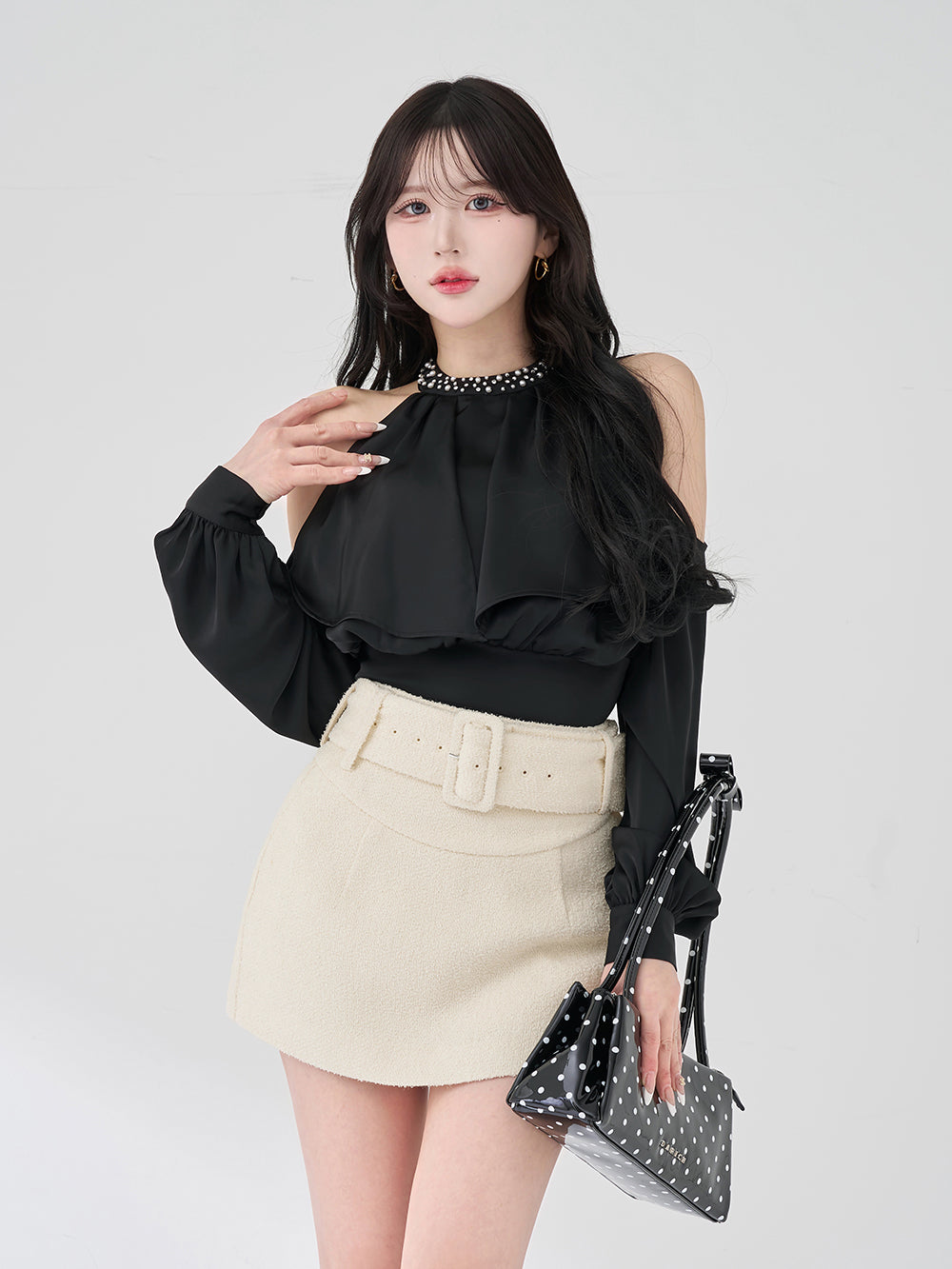 パールネックアメスリブラウス - blk