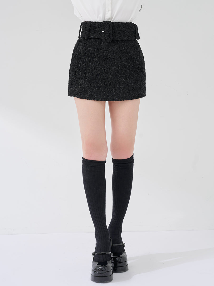 モデル：165cm（着用サイズ：FREE　着用カラー：BLK）