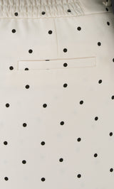 モデル：165cm（着用サイズ：FREE　着用カラー：WHT）