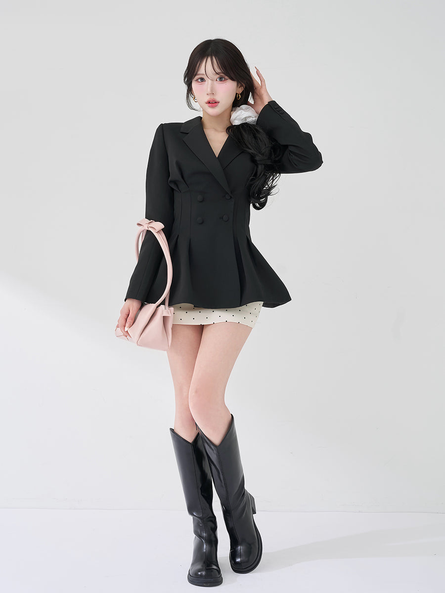 モデル：165cm（着用サイズ：FREE　着用カラー：BLK）