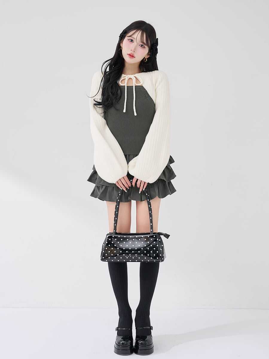 モデル：165cm（着用サイズ：FREE　着用カラー：GRY）
