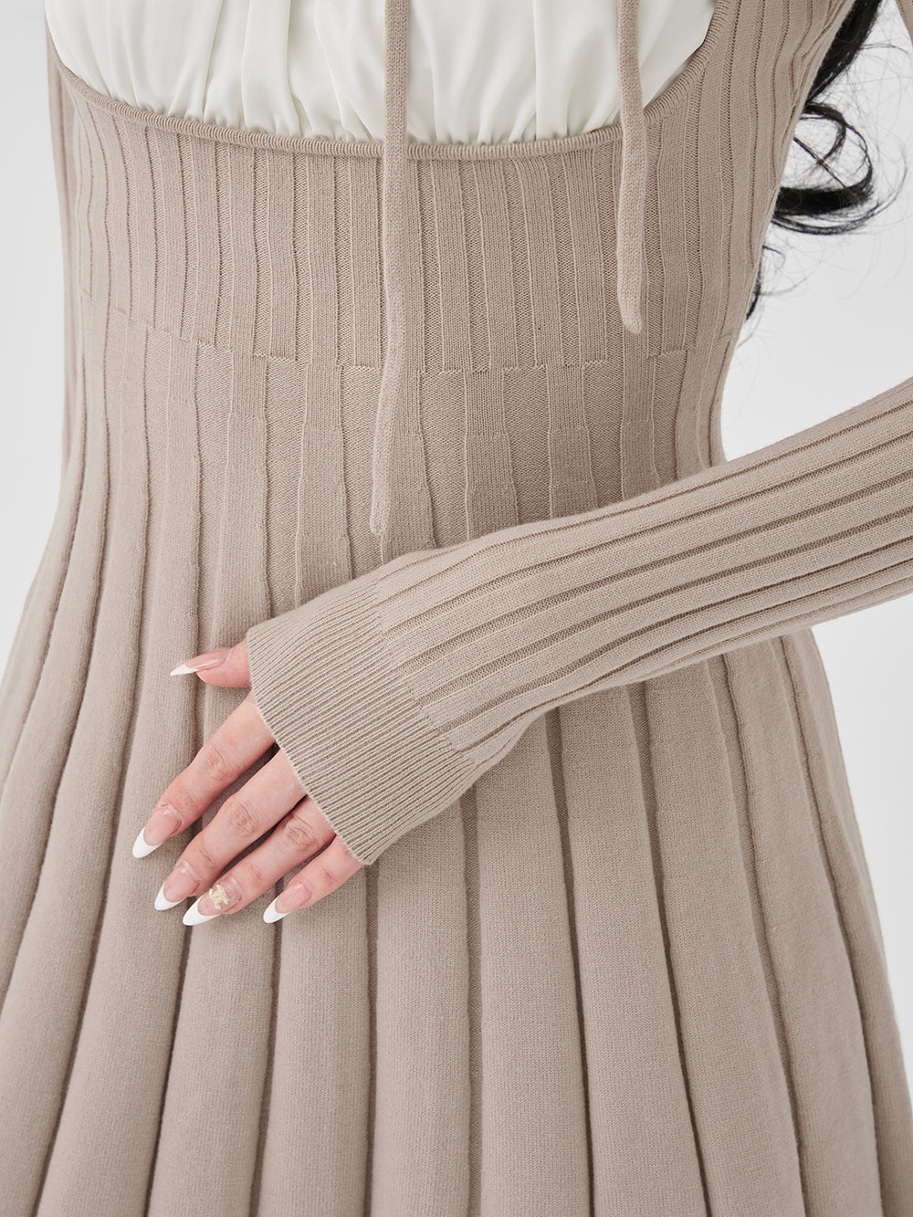 モデル：165cm（着用サイズ：FREE　着用カラー：BEG）