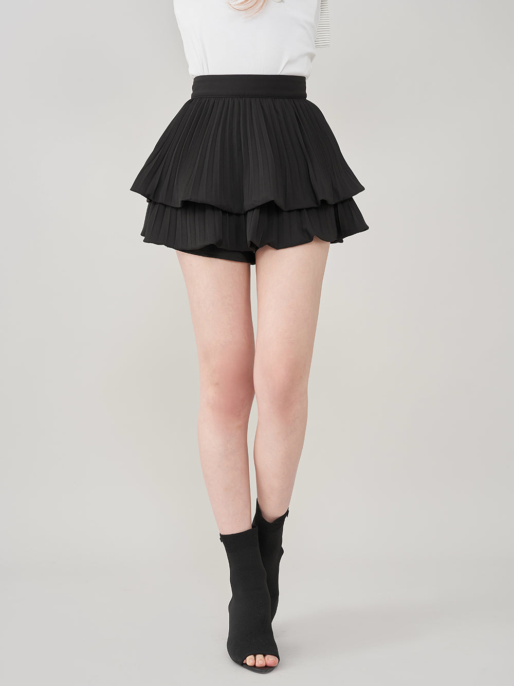 モデル：165cm（着用サイズ：S　着用カラー：BLK）