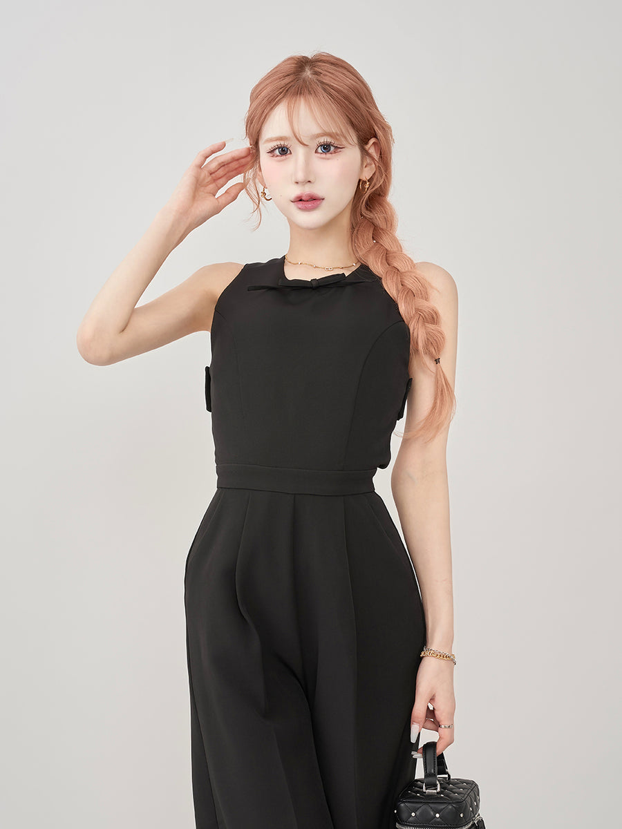 モデル：165cm（着用サイズ：FREE　着用カラー：BLK）