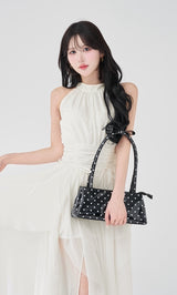 モデル：165cm（着用サイズ：FREE　着用カラー：WHT）