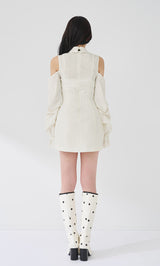 モデル：165cm（着用サイズ：FREE　着用カラー：WHT）