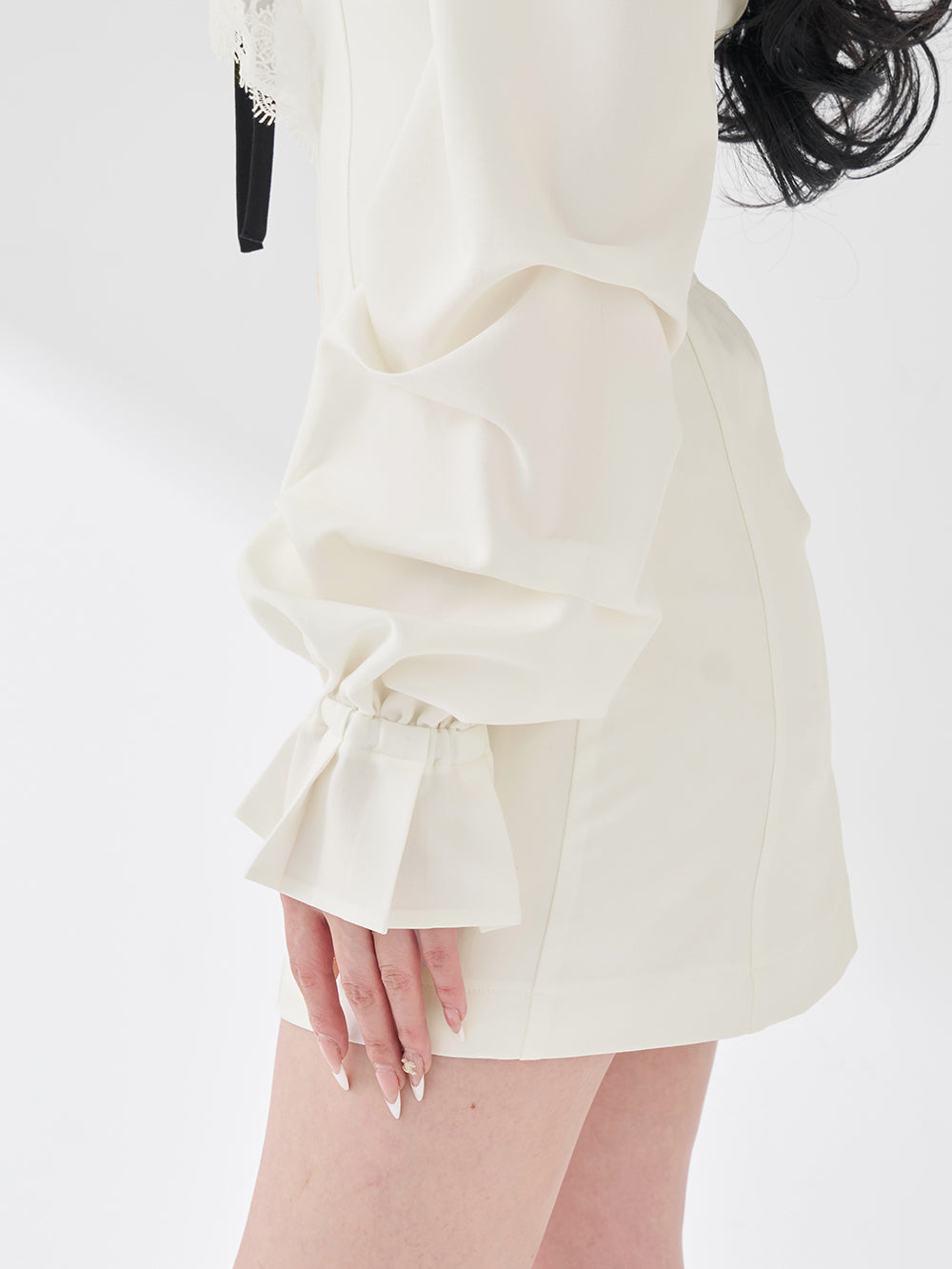 モデル：165cm（着用サイズ：FREE　着用カラー：WHT）