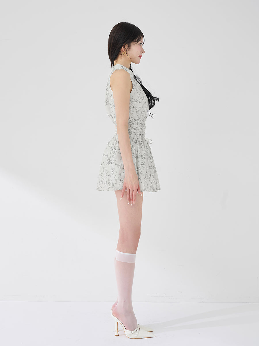 モデル：165cm（着用サイズ：FREE　着用カラー：GRY）