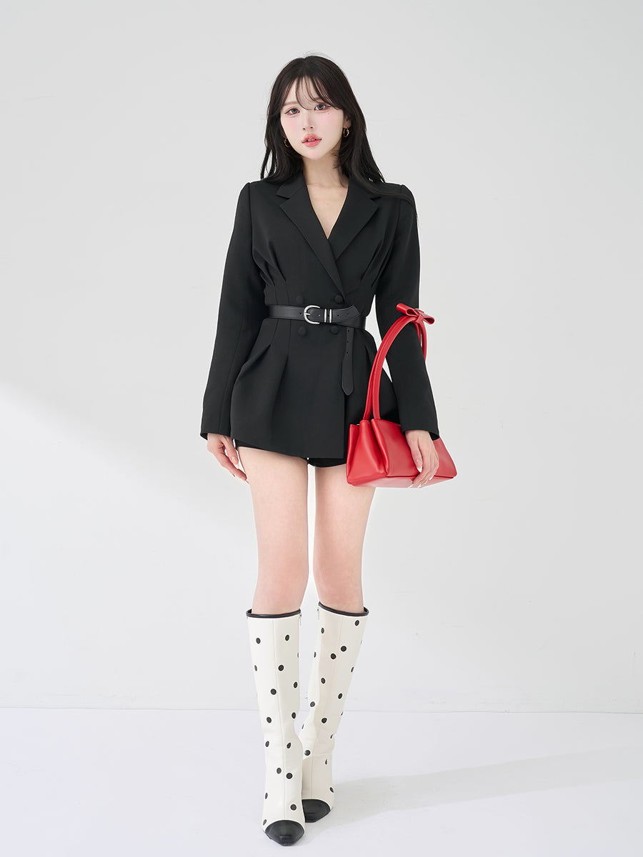 モデル：165cm（着用サイズ：FREE　着用カラー：BLK）