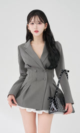 モデル：165cm（着用サイズ：FREE　着用カラー：GRY）