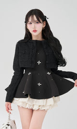 モデル：165cm（着用サイズ：FREE　着用カラー：BLK）