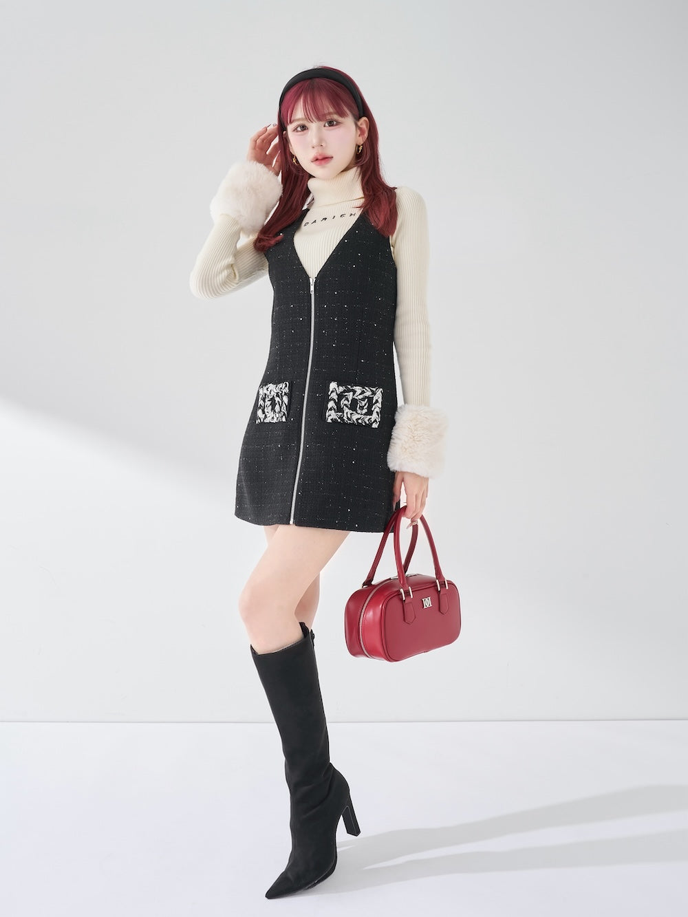 モデル：165cm（着用サイズ：FREE　着用カラー：BLK）
