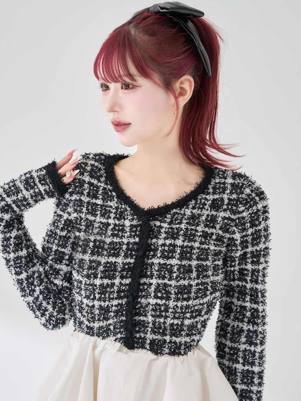 モデル：165cm（着用サイズ：FREE　着用カラー：BLK）