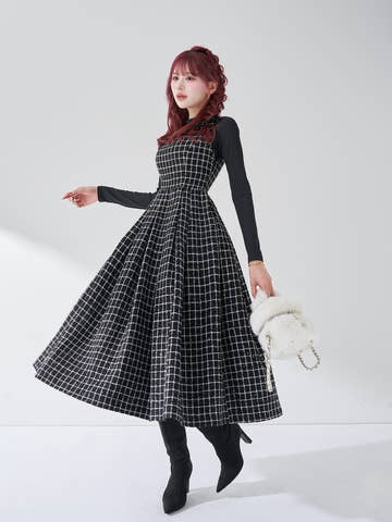 モデル：165cm（着用サイズ：FREE　着用カラー：BLK）