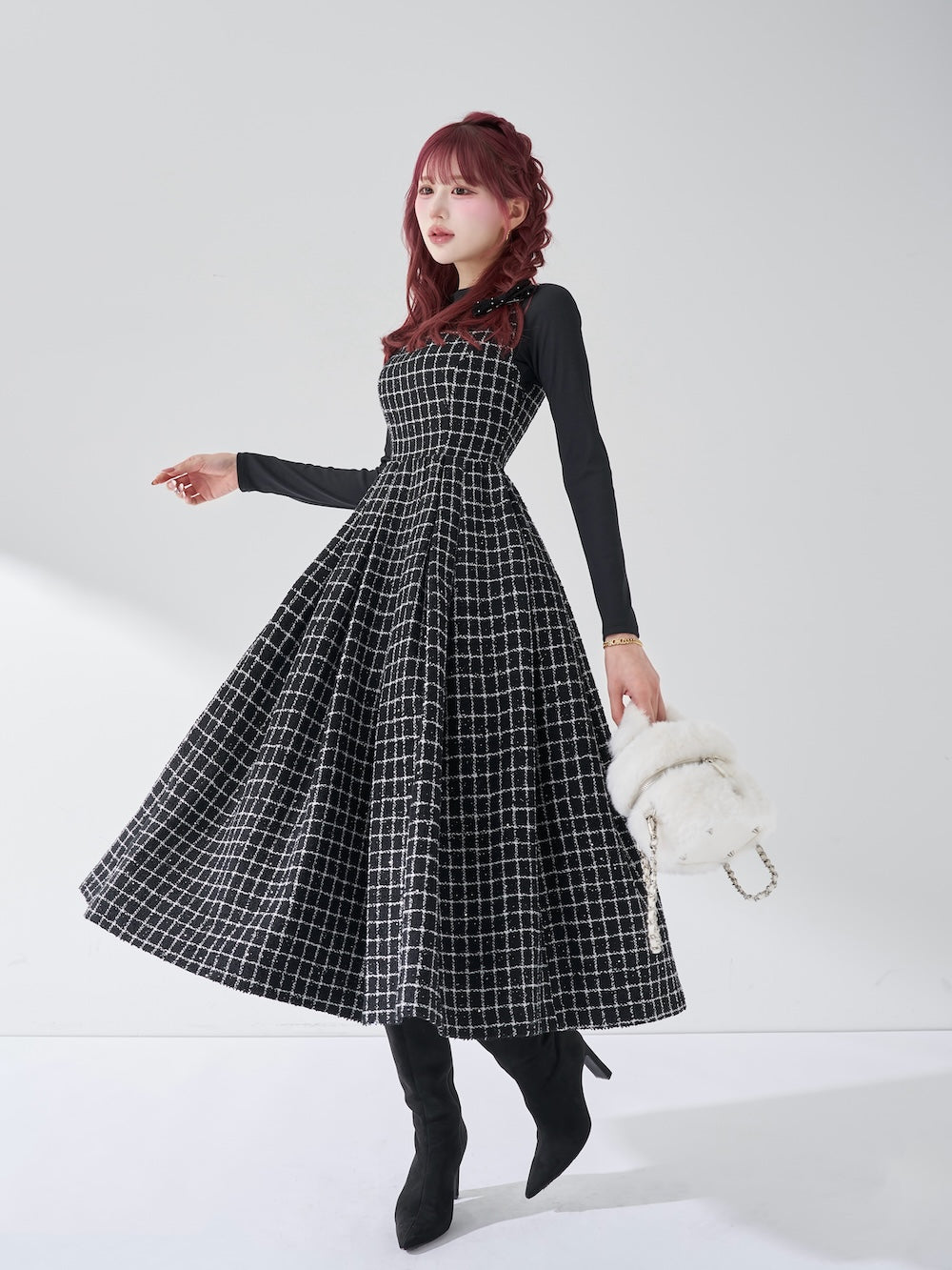 モデル：165cm（着用サイズ：FREE　着用カラー：BLK）