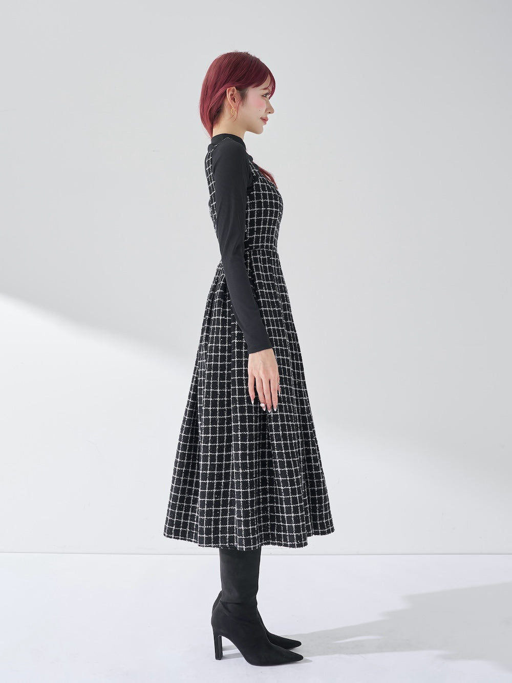 モデル：165cm（着用サイズ：FREE　着用カラー：BLK）