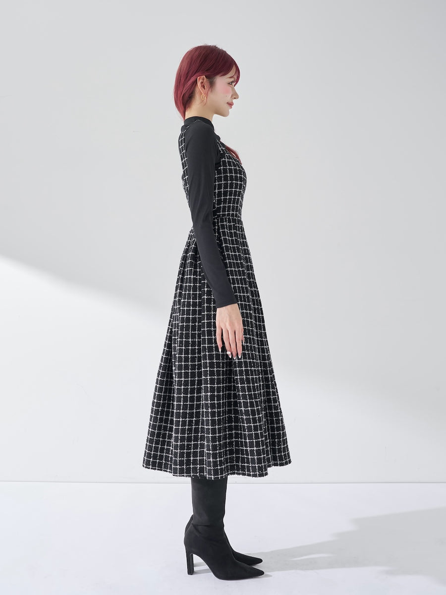 モデル：165cm（着用サイズ：FREE　着用カラー：BLK）