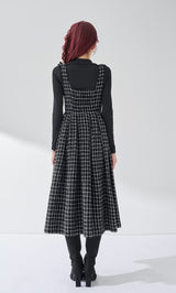 モデル：165cm（着用サイズ：FREE　着用カラー：BLK）