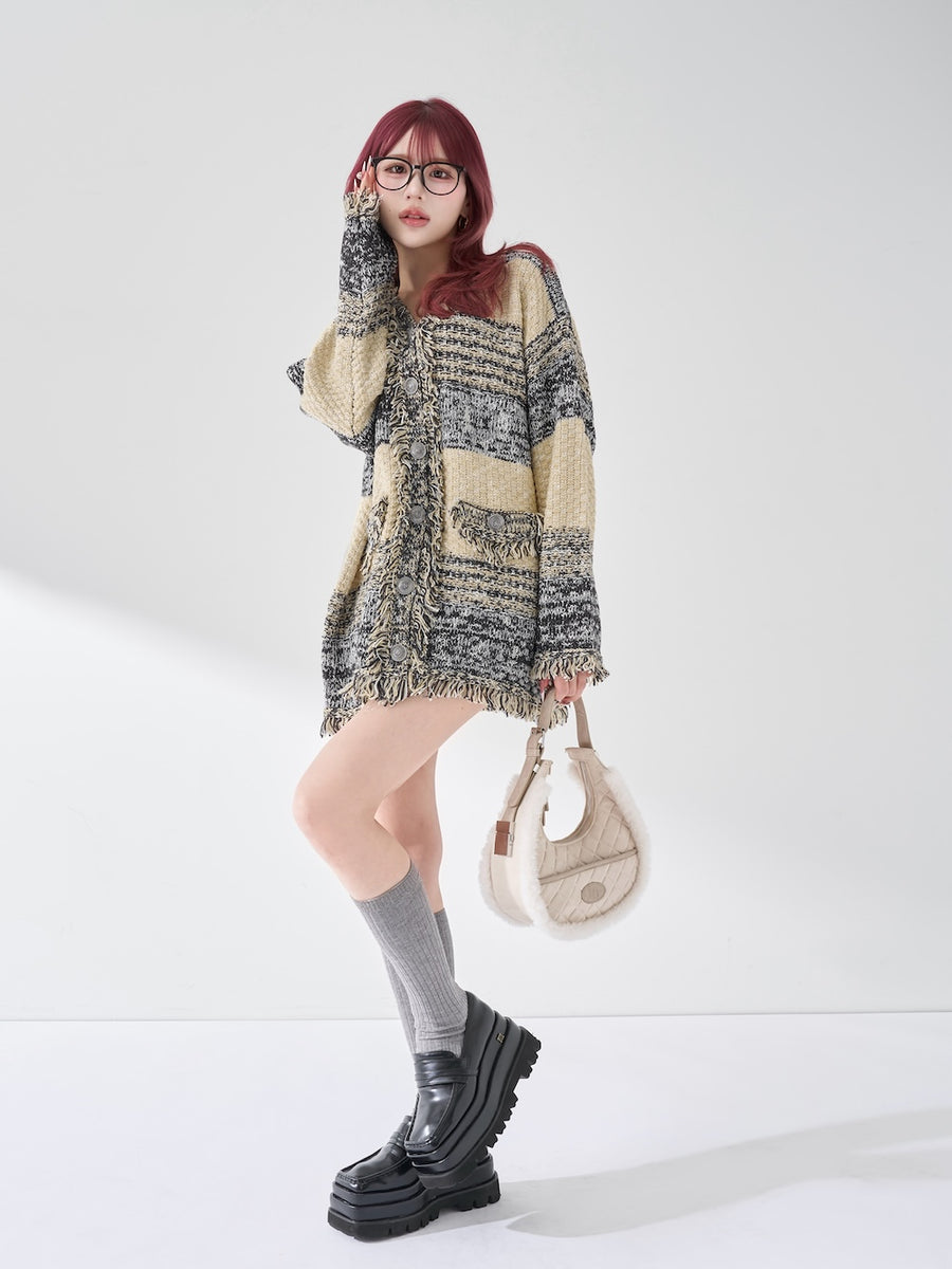 モデル：165cm（着用サイズ：FREE　着用カラー：YEL）