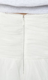 モデル：165cm（着用サイズ：S　着用カラー：WHT）