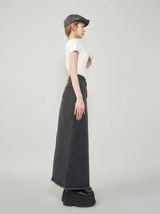 モデル：165cm（着用サイズ：FREE　着用カラー：WHT）