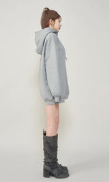 モデル：165cm（着用サイズ：FREE　着用カラー：GRY）