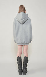 モデル：165cm（着用サイズ：FREE　着用カラー：GRY）