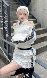 モデル：155cm（着用サイズ：FREE　着用カラー：WHT）