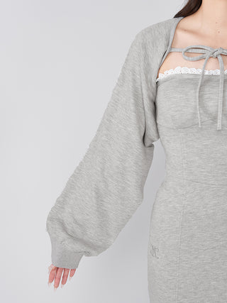 モデル：156cm（着用サイズ：FREE　着用カラー：GRY）