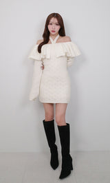 モデル：156cm（着用サイズ：FREE　着用カラー：IVO）