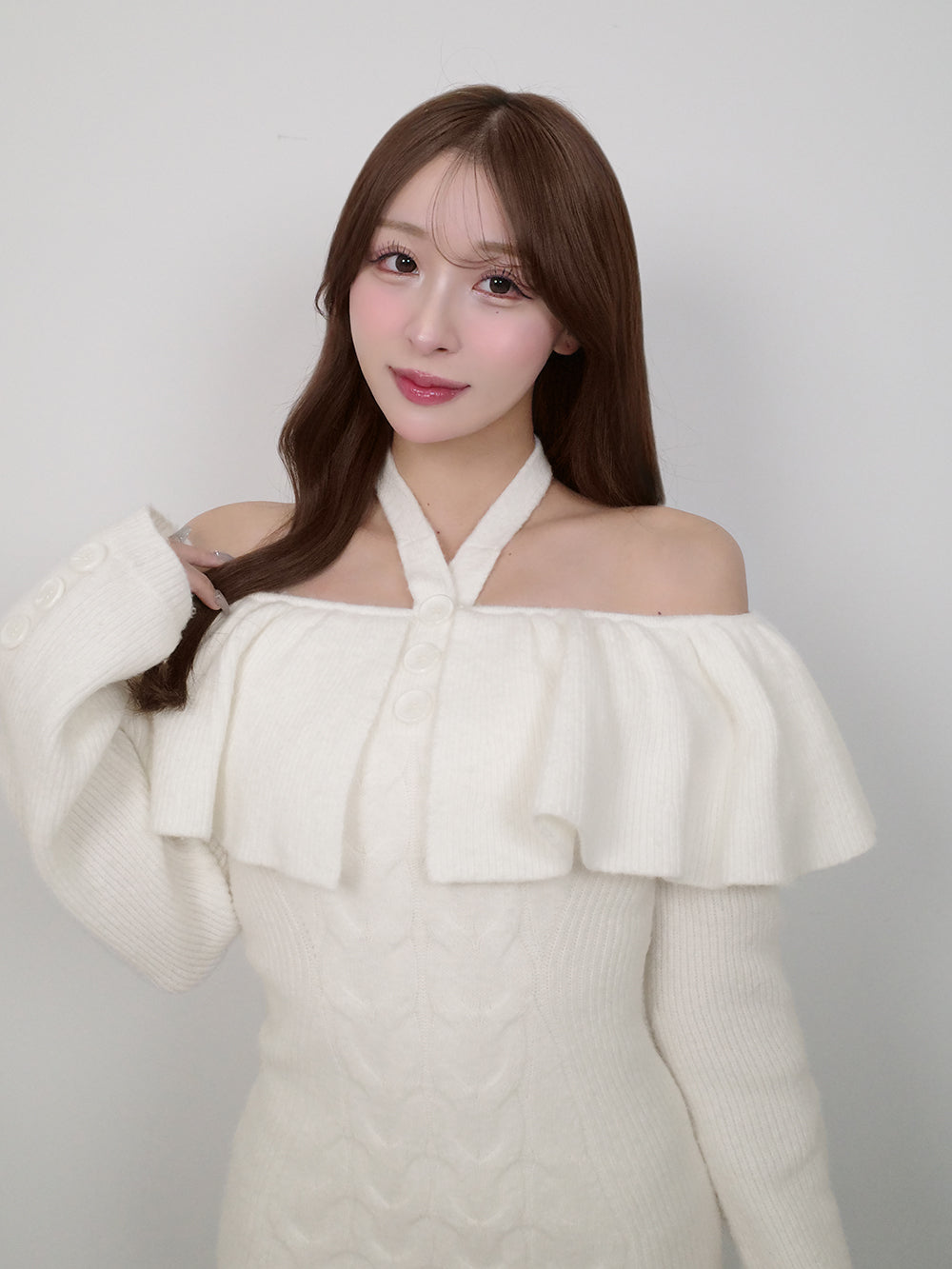 モデル：156cm（着用サイズ：FREE　着用カラー：IVO）