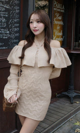 モデル：156cm（着用サイズ：FREE　着用カラー：BEG）