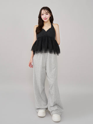 モデル：156cm（着用サイズ：FREE　着用カラー：BLK）