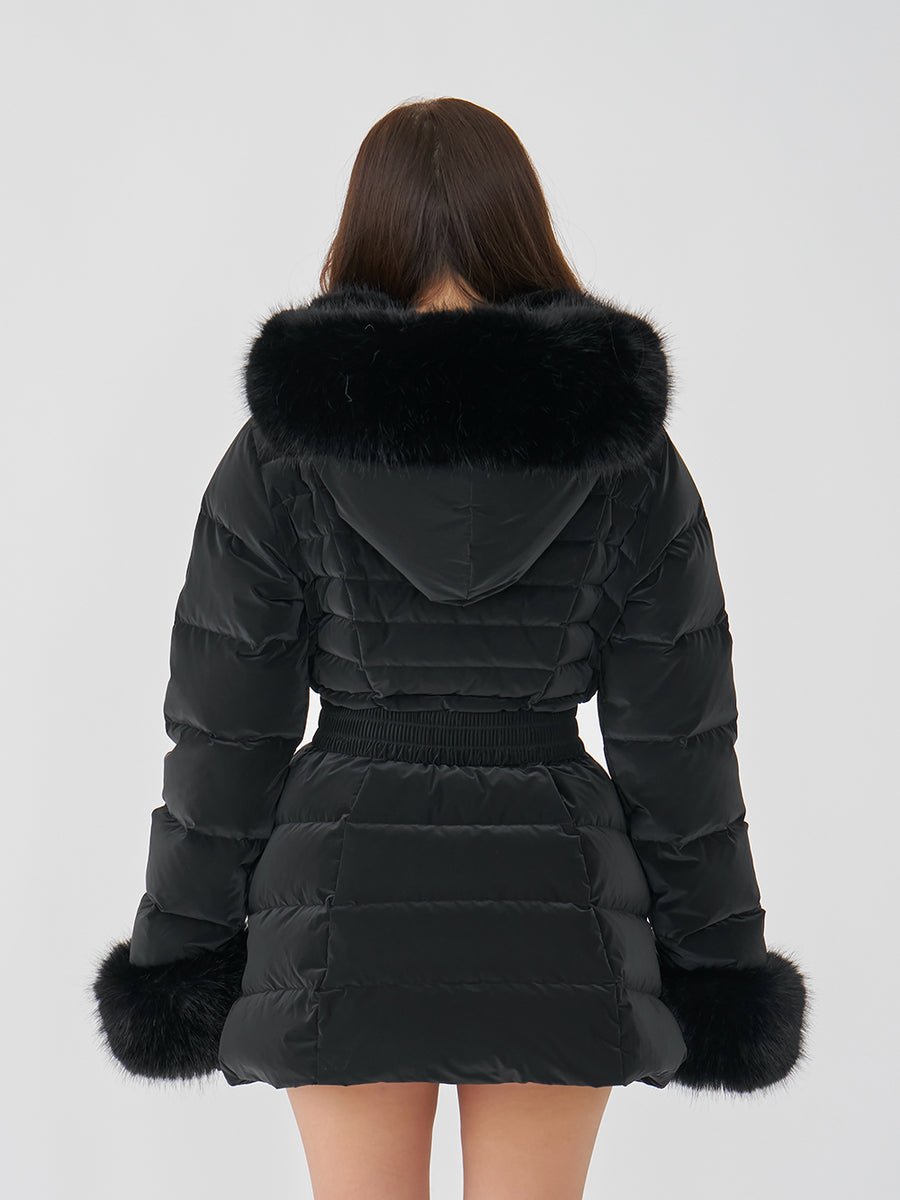 モデル：156cm（着用サイズ：S　着用カラー：BLK）