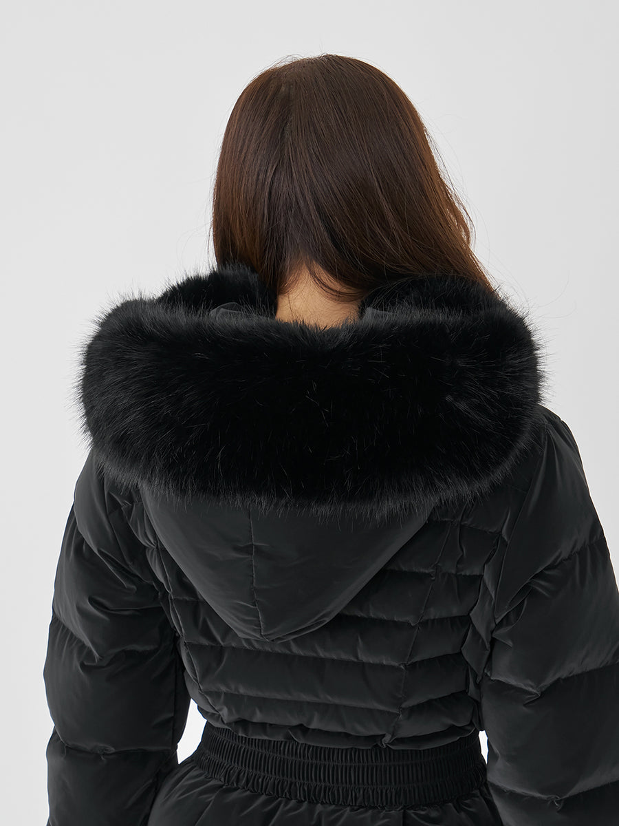 モデル：156cm（着用サイズ：S　着用カラー：BLK）
