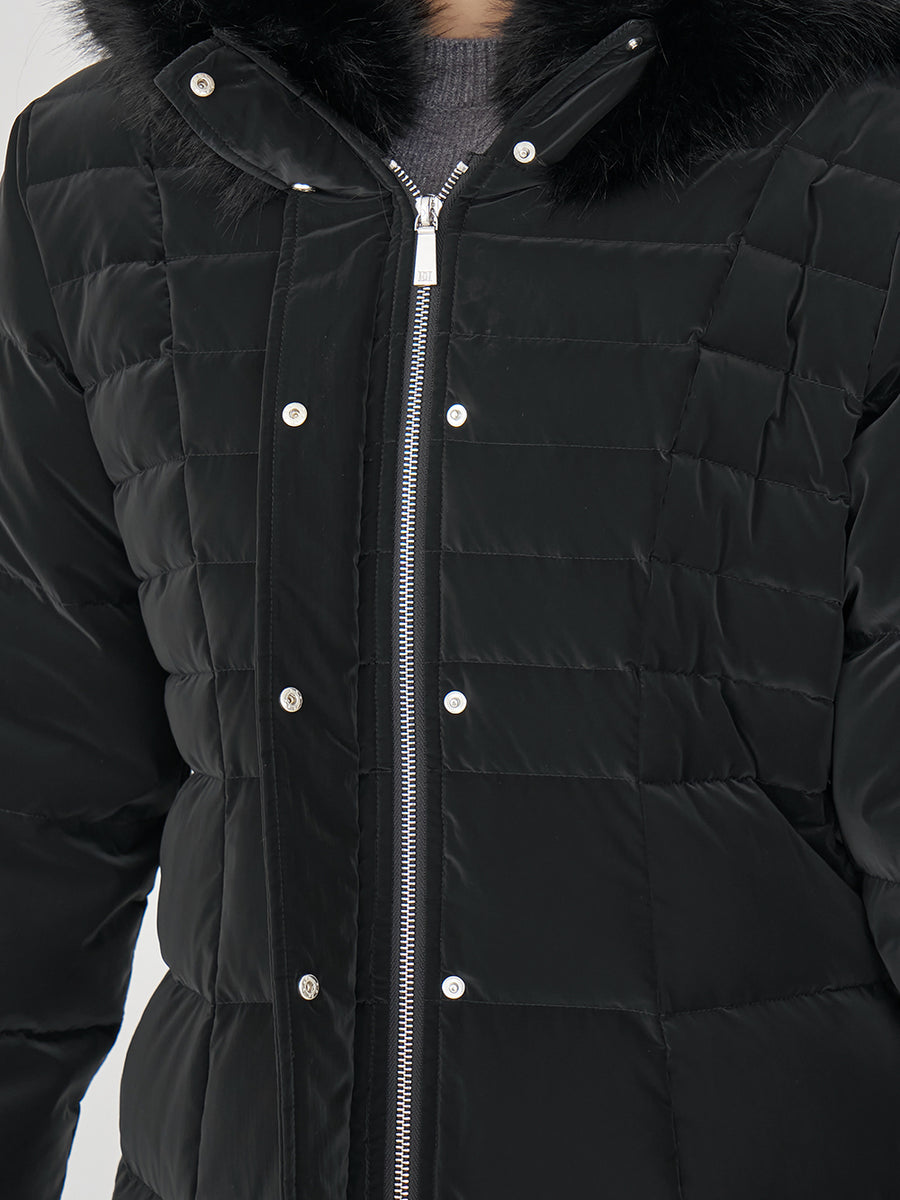モデル：156cm（着用サイズ：S　着用カラー：BLK）