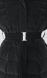 モデル：156cm（着用サイズ：S　着用カラー：BLK）