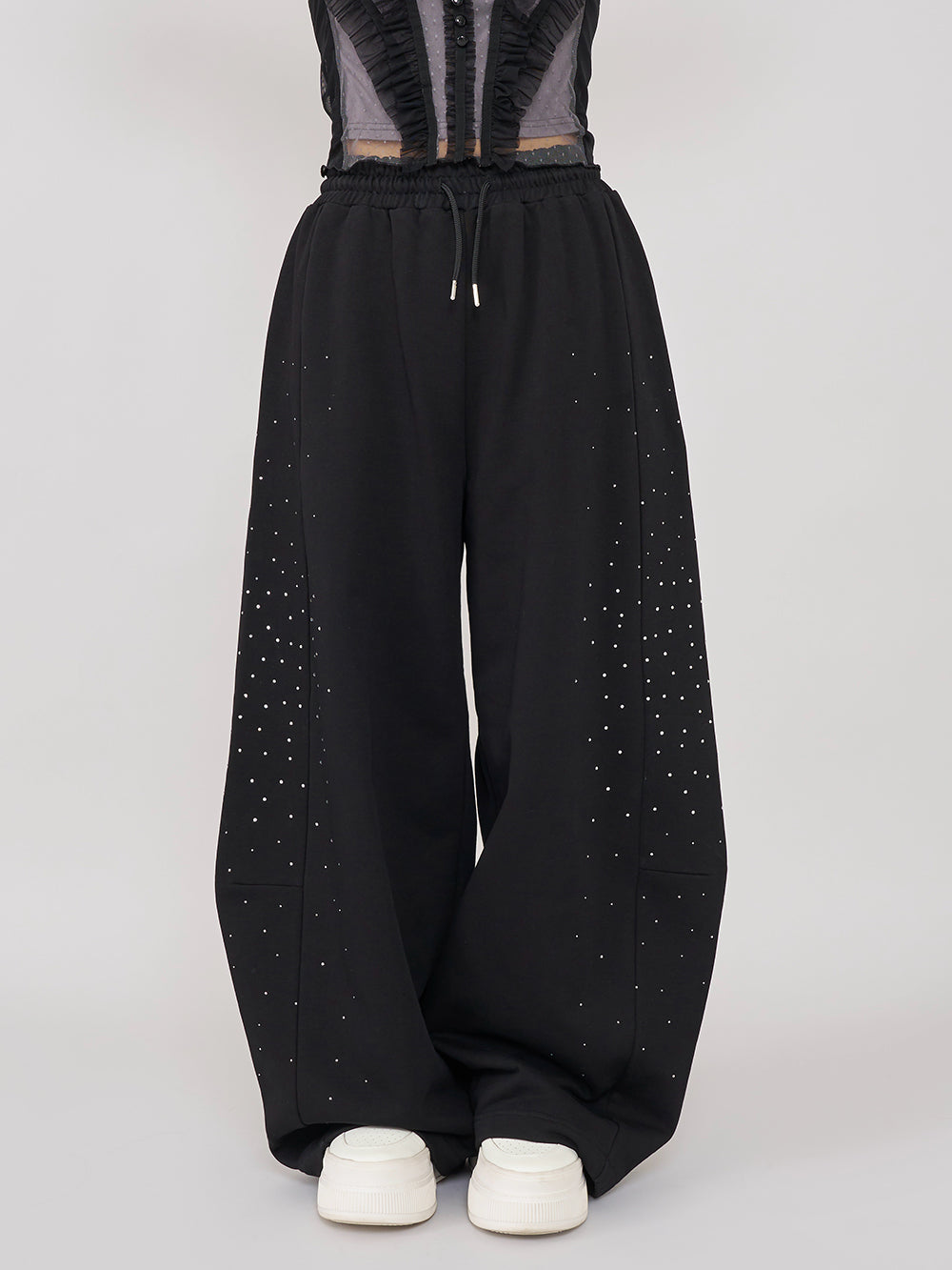 シャイニーバレルスウェットパンツ - blk