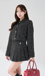 モデル：156cm（着用サイズ：FREE　着用カラー：BLK）