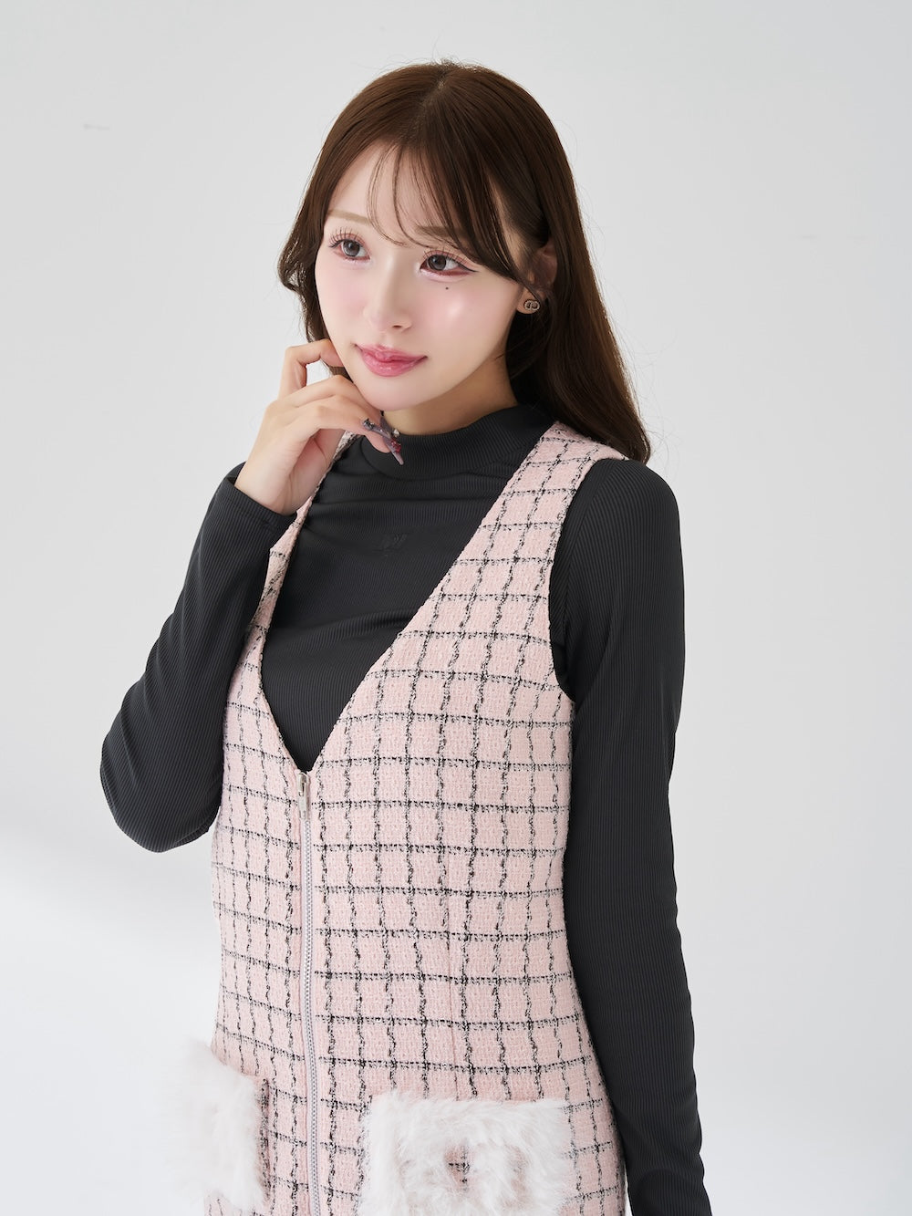 モデル：156cm（着用サイズ：FREE　着用カラー：PNK）