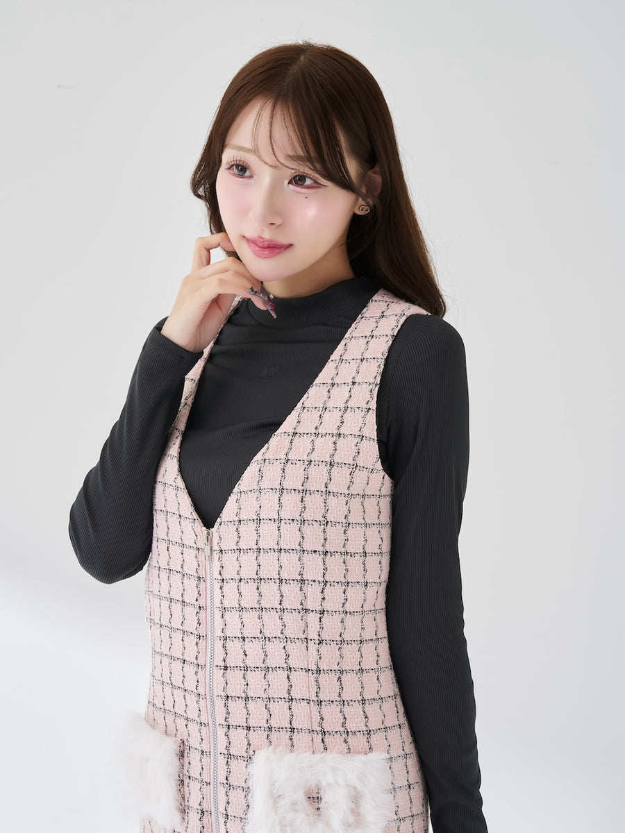 モデル：156cm（着用サイズ：FREE　着用カラー：PNK）