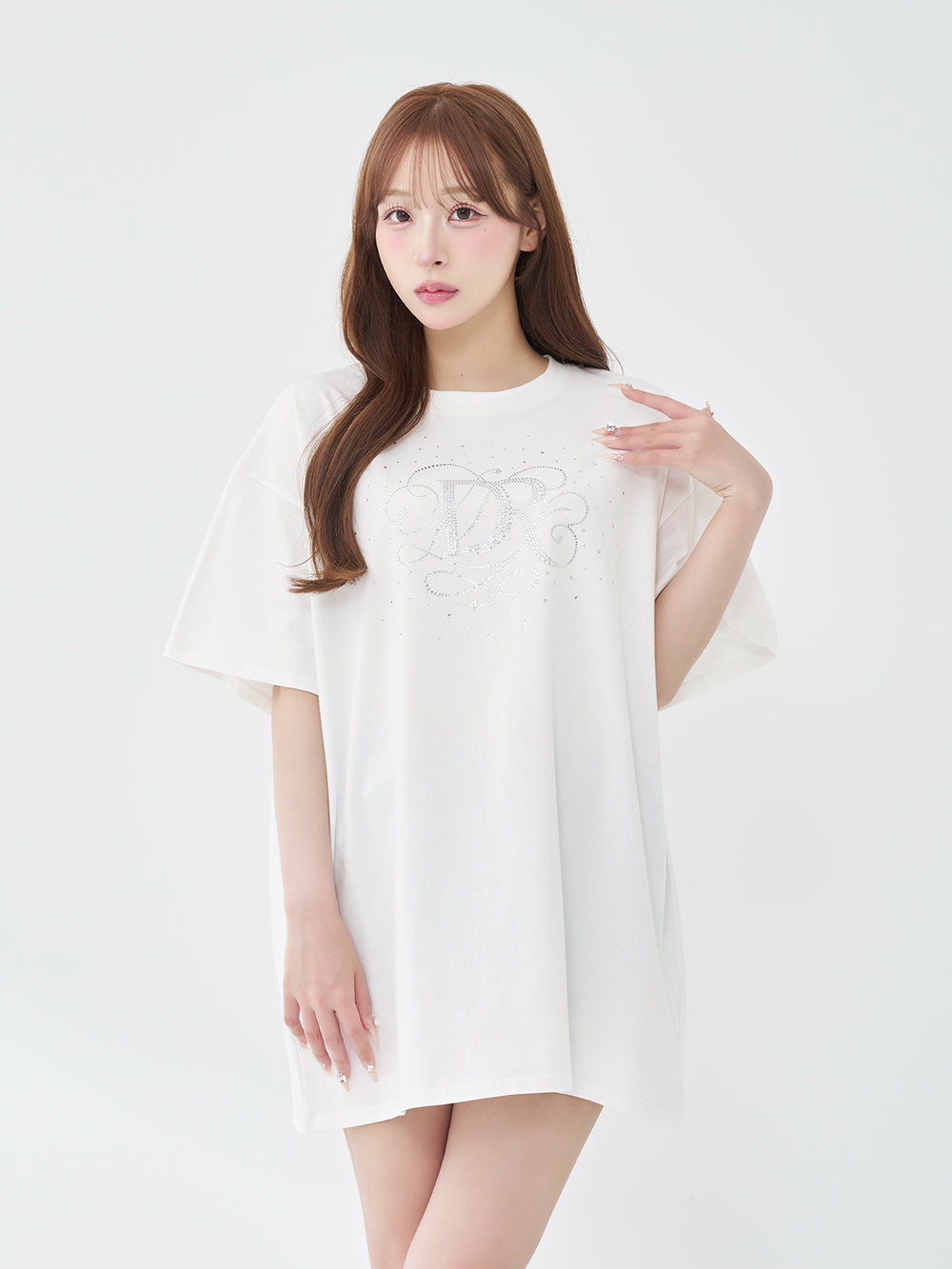 モデル：156cm（着用サイズ：FREE　着用カラー：WHT）