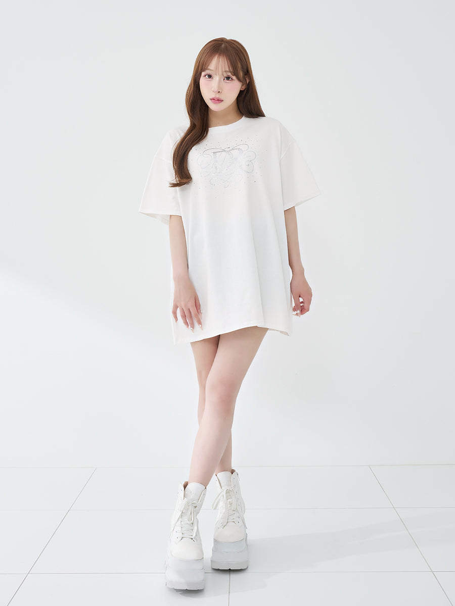 モデル：156cm（着用サイズ：FREE　着用カラー：WHT）