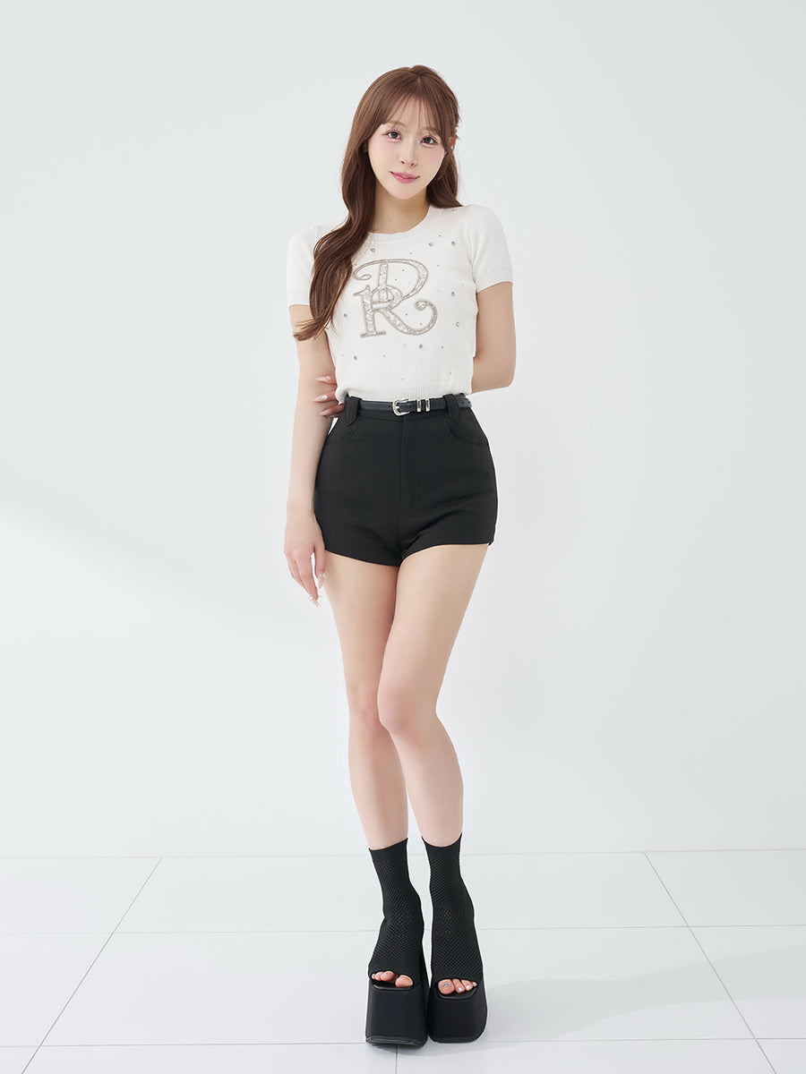 モデル：156cm（着用サイズ：FREE　着用カラー：WHT）
