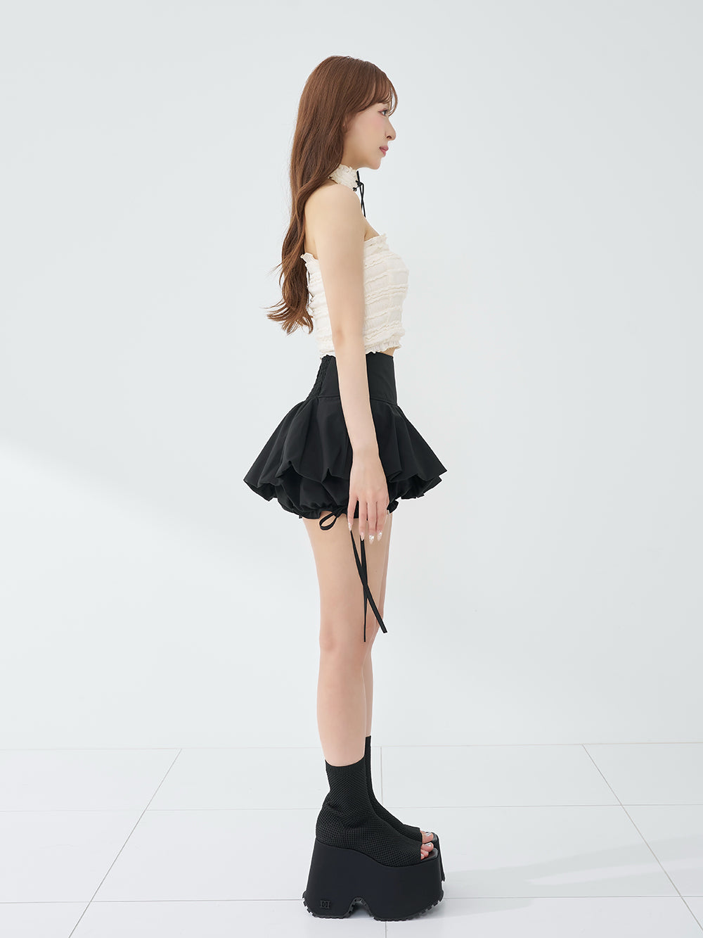 モデル：156cm（着用サイズ：FREE　着用カラー：IVO）
