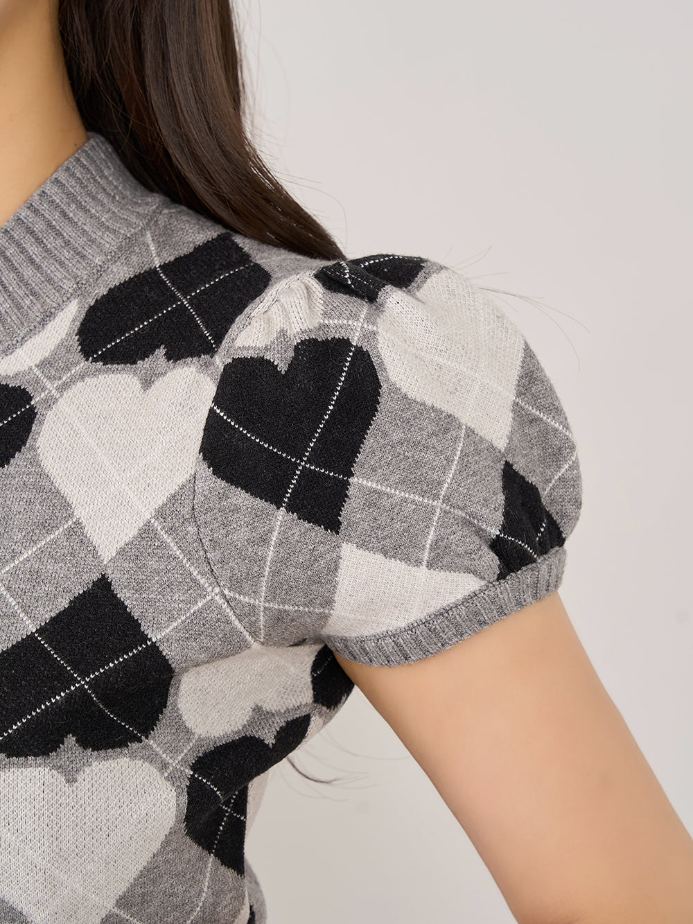 モデル：156cm（着用サイズ：FREE　着用カラー：GRY）